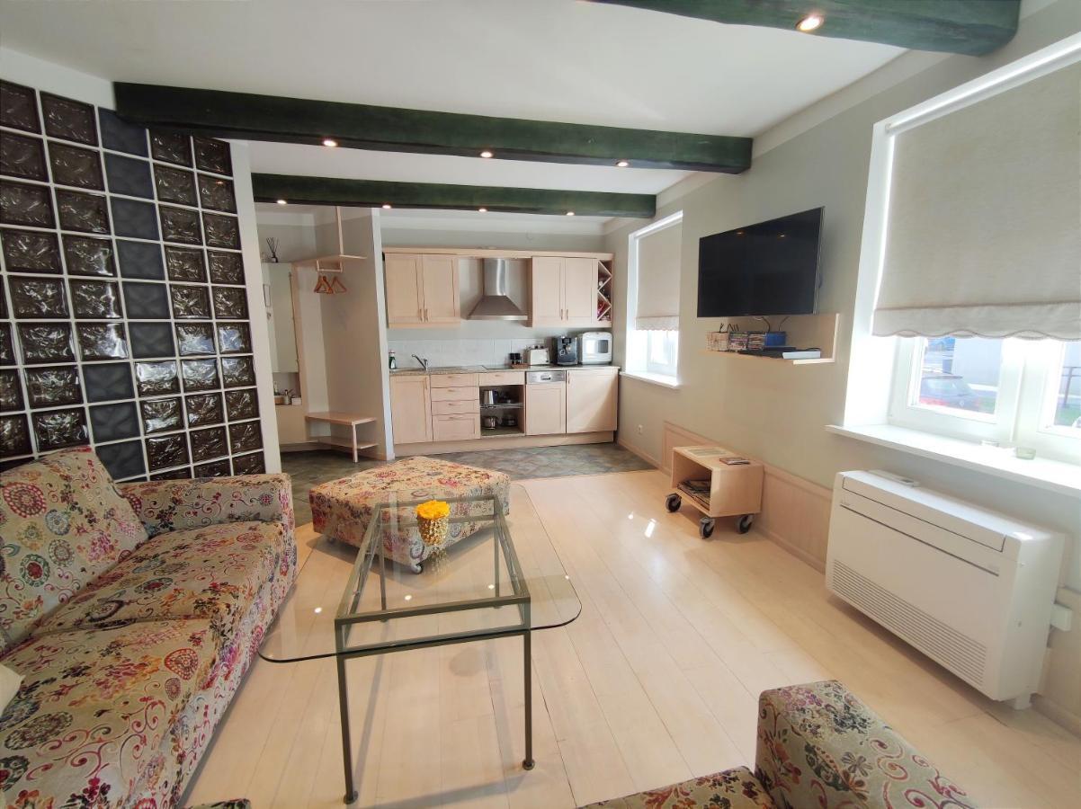 Arte Apartment Kuressaare Kültér fotó